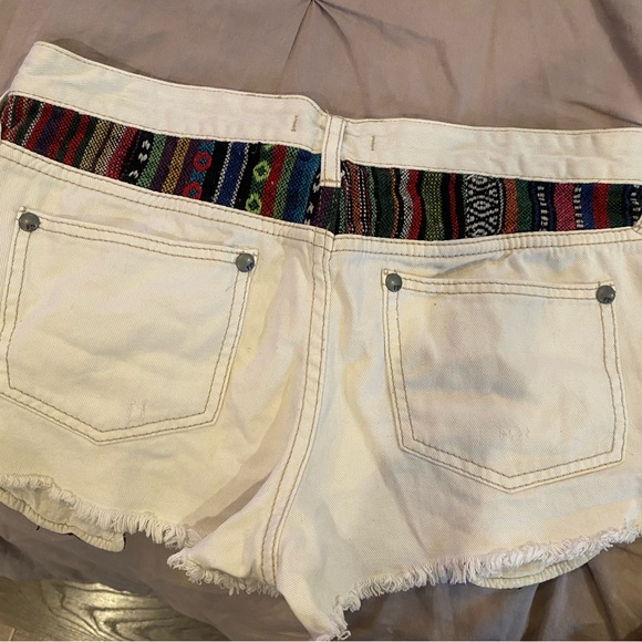 Free People white jean shorts - Picture 3 of 3
